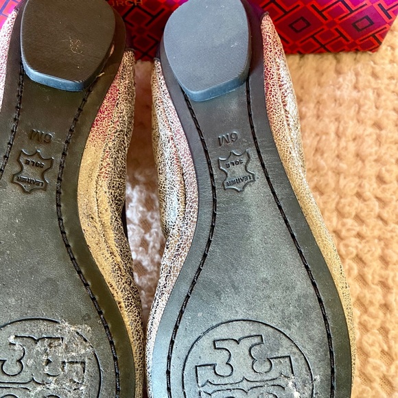 Tory Burch Bridgette blue pewter flats - Picture 7 of 8